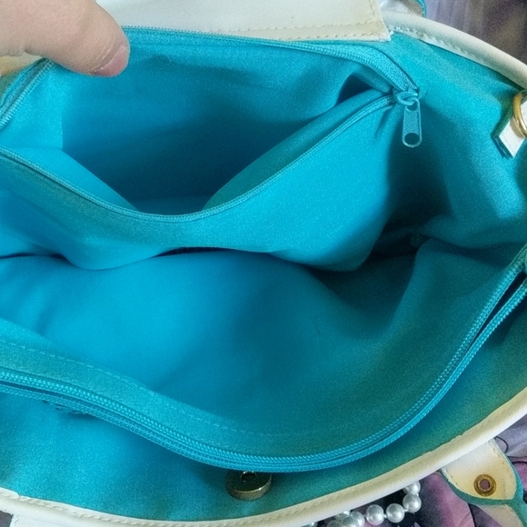 Liz Claiborne Aqua Tote w/ Straps NWOT. - Picture 6 of 9